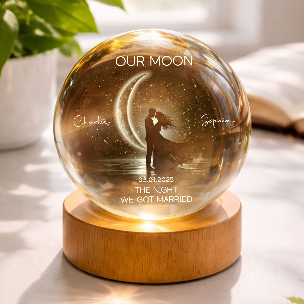 Couple Kissing Under the Moonlight, Custom Moon Phase by Date - Personalized Crystal Ball LED Night Light - Sentimental Gift for Her, for Him